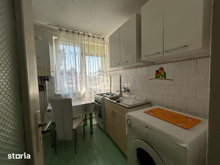 Apartament cu 2 camere decomandat, mobilat în Ultracentral