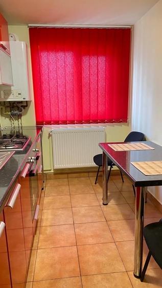 Apartament cu 2 camere semidecomandat în Mihai Viteazul