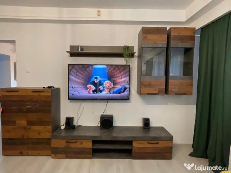Apartament cu 3 camere decomandat în Sebastian