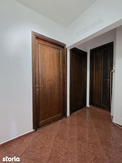 Apartament cu 3 camere decomandat în Centrul Civic