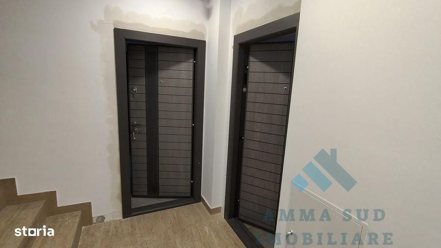 Casă cu 4 camere în Apărătorii Patriei