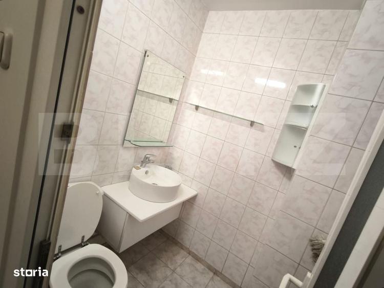 Apartament cu 3 camere, decomandat, 2 bai si pet friendly-zona central - 2