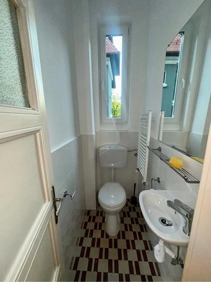 Apartament cu 4 camere decomandat în Grădina Icoanei
