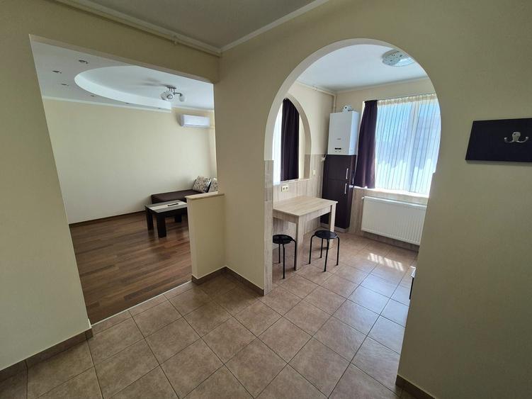 Apartament cu 2 camere decomandat în Ultracentral
