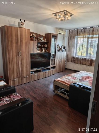 Apartament cu 2 camere decomandat în Runcu