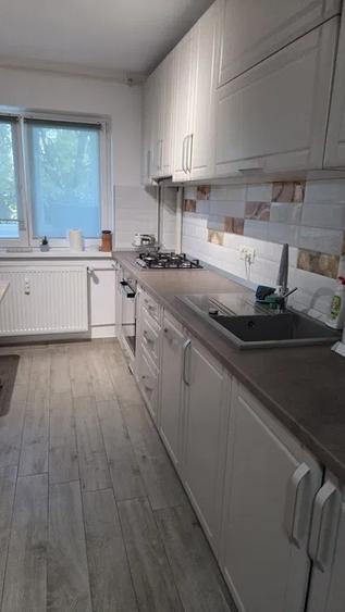 Apartament cu 2 camere semidecomandat, mobilat în Politehnica