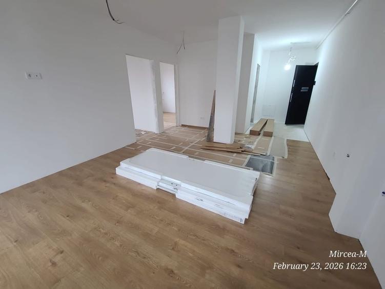 Apartament cu 3 camere în Aeroport