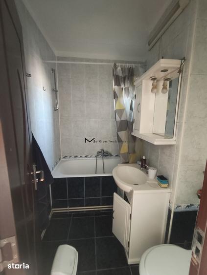 Apartament de inchiriat 3 camere - 4