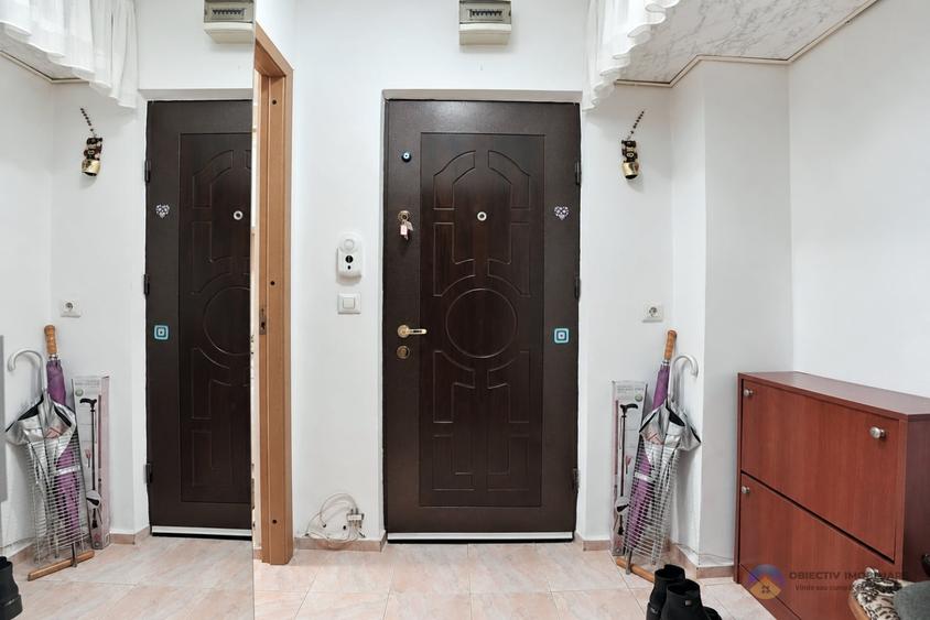 Apartament cu 2 camere semidecomandat în Precista