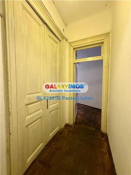 Apartament cu 2 camere decomandat în Calea Victoriei