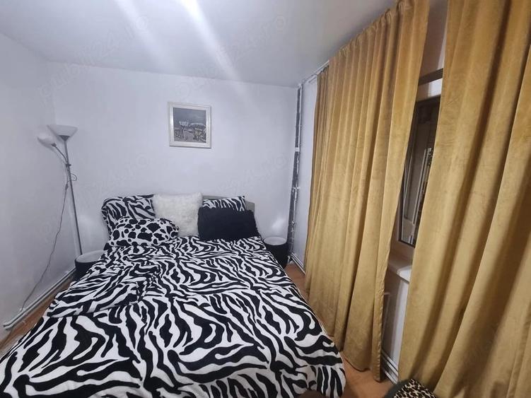 Apartament cu 2 camere decomandat în Rovine