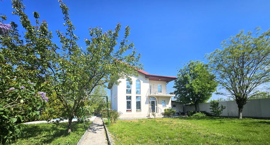 Casă cu 5 camere cu Piscina în Snagov