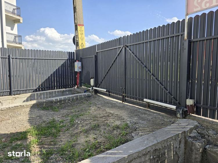 Casă cu 2 camere cu Canalizare în Central