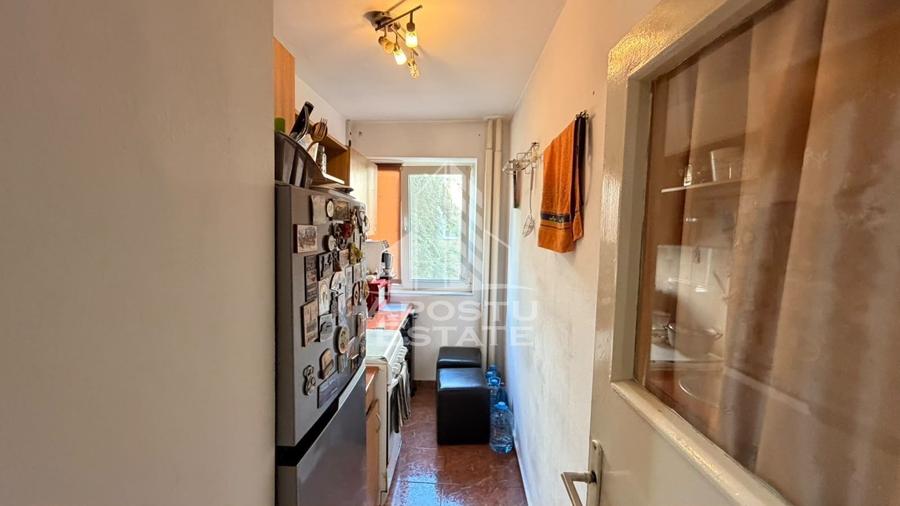 Apartament cu 3 camere semidecomandat, mobilat în Șagului