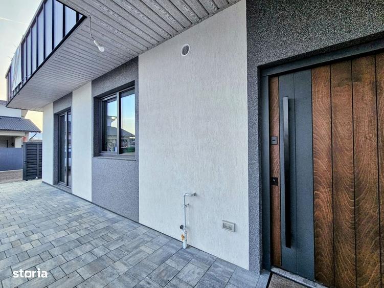 Casă cu 4 camere decomandat cu Teren 600 Mp în Hălchiu