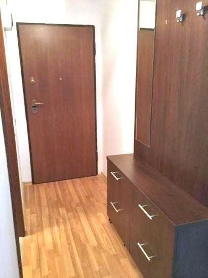 Apartament cu 2 camere semidecomandat, mobilat în Pantelimon
