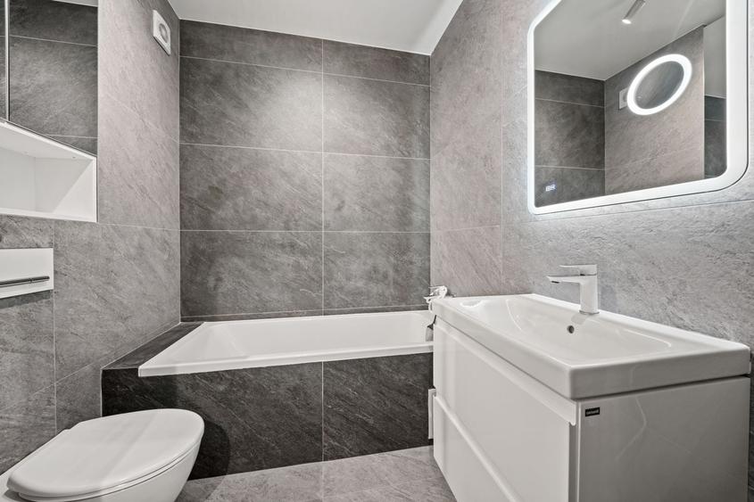 Apartament cu 2 camere semidecomandat, mobilat în Metalurgiei