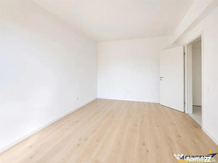Apartament cu 2 camere decomandat în Noua