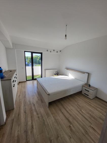 Garsonieră decomandată în Valea Adâncă