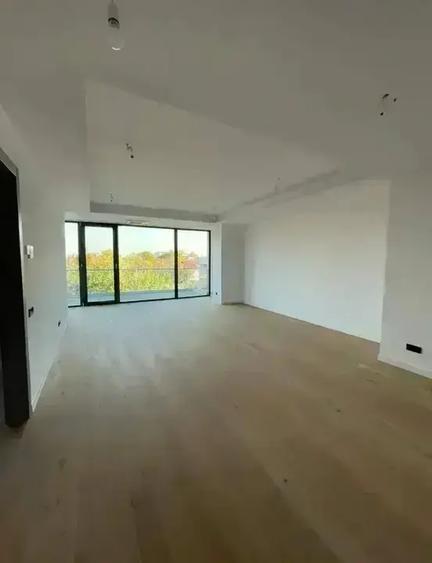 Apartament cu 2 camere decomandat în Floreasca