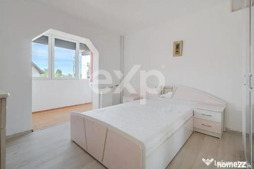 Apartament cu 3 camere decomandat în Lotus