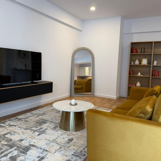 Apartament cu 2 camere, mobilat în Iancu Nicolae