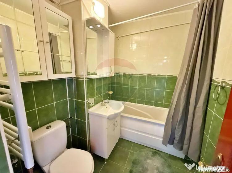 Apartament cu 3 camere decomandat în Micălaca