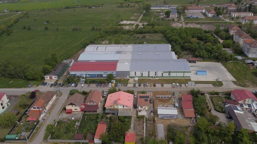 Spațiu industrial, de 7,858 mp, în Buziaș