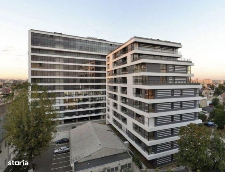 Apartament cu 4 camere, mobilat în Sud
