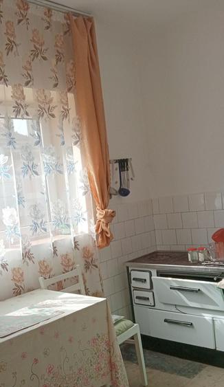 Casă cu 2 camere cu Teren 397 Mp în Baru