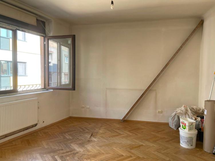 Garsonieră decomandată în Pache Protopopescu