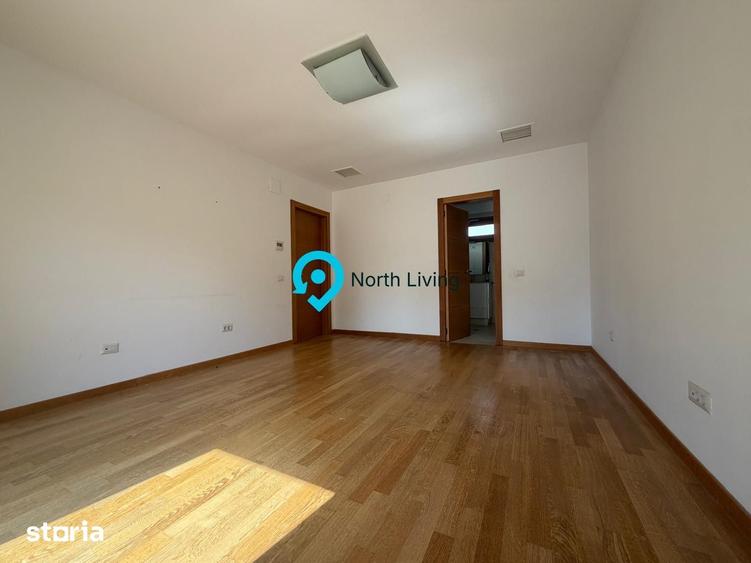 Casă cu 6 camere cu Teren 460 Mp în Central