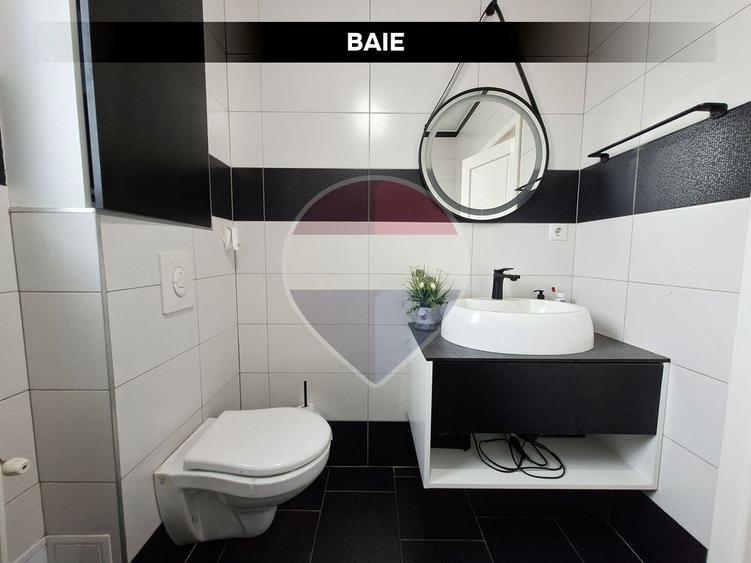 Apartament cu 3 camere decomandat, mobilat în Orașul Vechi