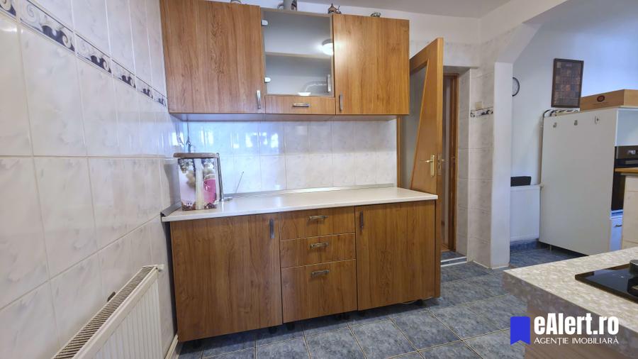 Casă cu 3 camere cu Teren 162 Mp în Vatra Luminoasă