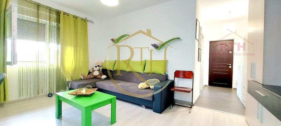 Apartament cu 2 camere semidecomandat, mobilat în Giroc