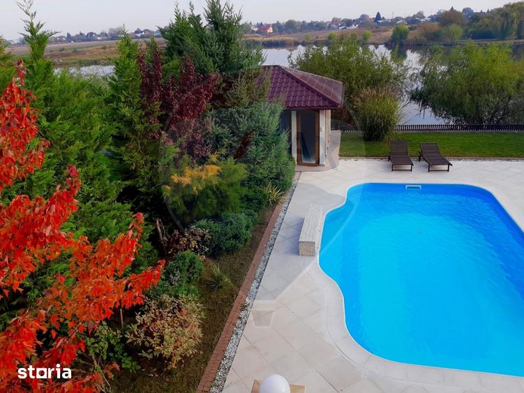 De vanzare Casa / Vila cu 9 camere la lac cu piscina - 19