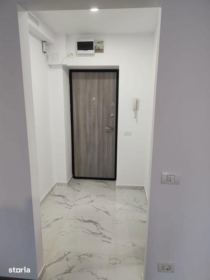 Apartament cu 3 camere în Drumul Taberei