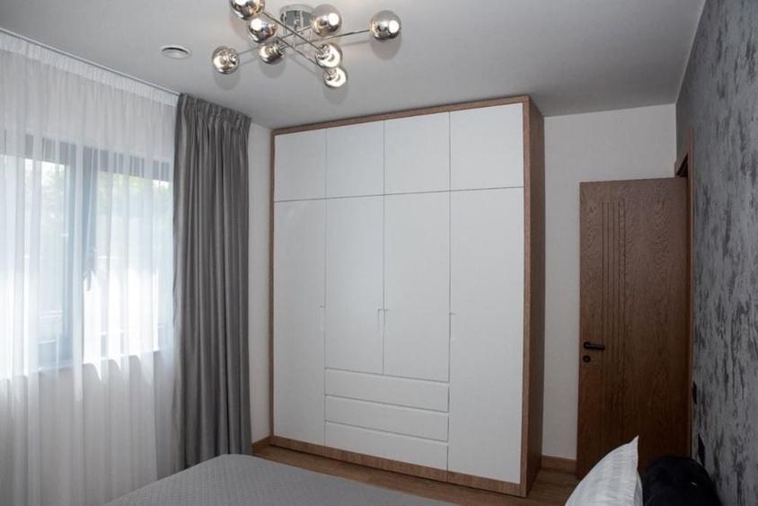 Casă cu 4 camere cu Teren 282 Mp în Central
