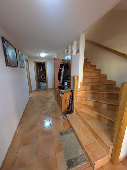 Casă cu 7 camere cu Canalizare în Castelul Peleș
