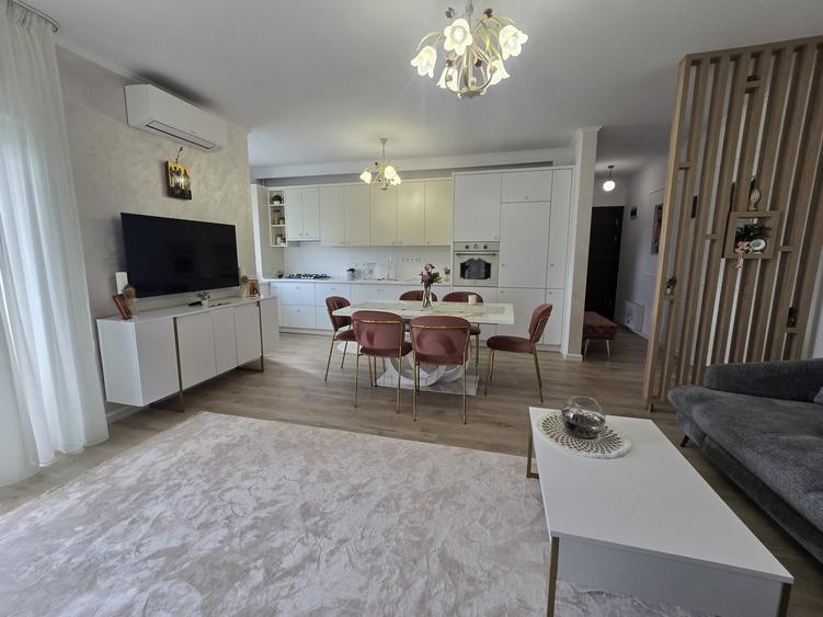 Apartament cu 3 camere decomandat, mobilat în Florești — fotografia 2