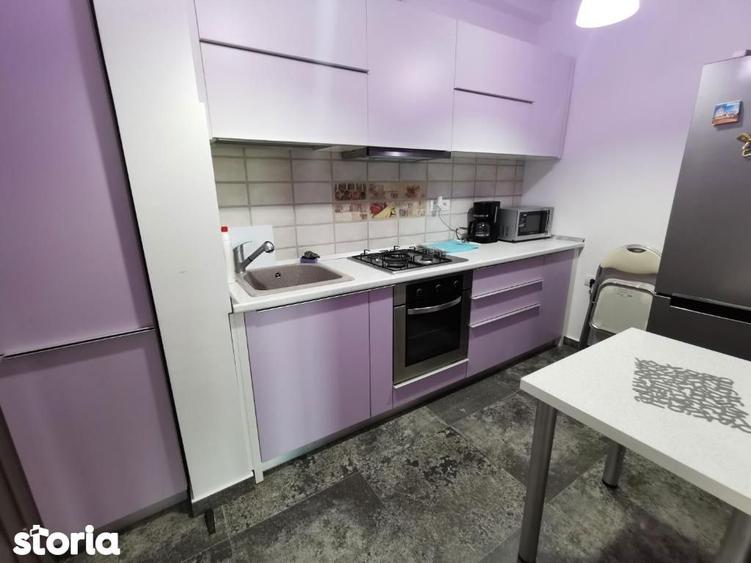 Apartament cu 2 camere decomandat, mobilat în Central