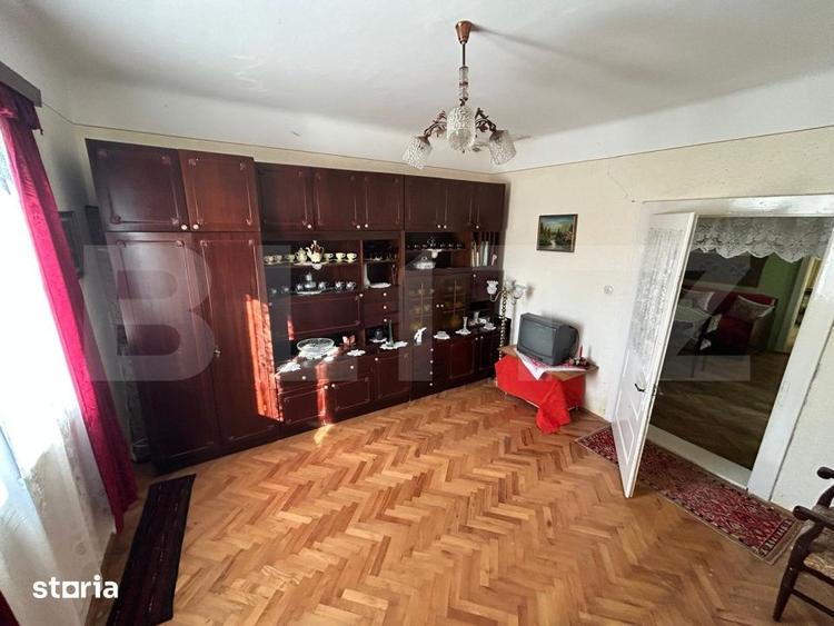 Casă cu 3 camere cu Teren 3000 Mp în Acățari