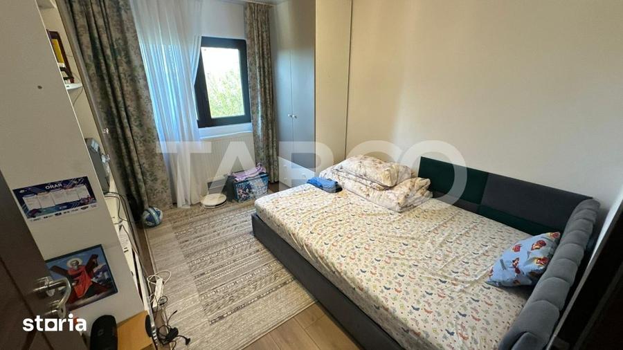 Apartament 4 camere decomandat 2 bai pivnita zona Strand Sibiu - 14