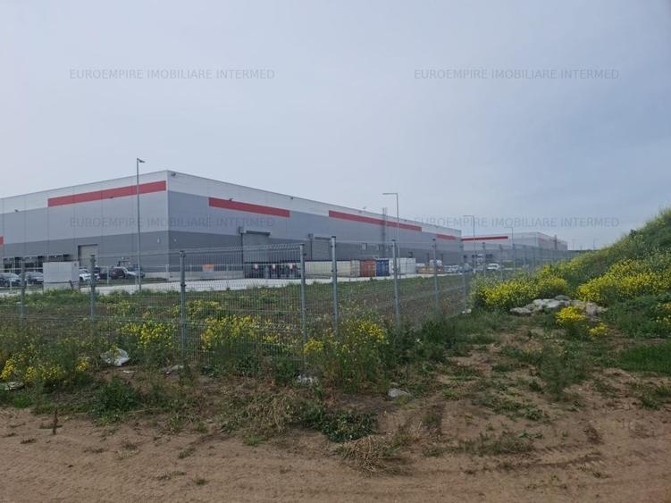 Teren Construcții intravilan de 60000 mp, în Lazu