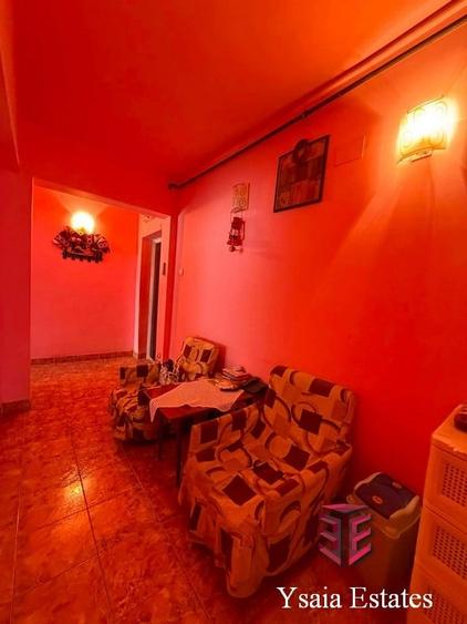 Apartament cu 4 camere în Km 4-5