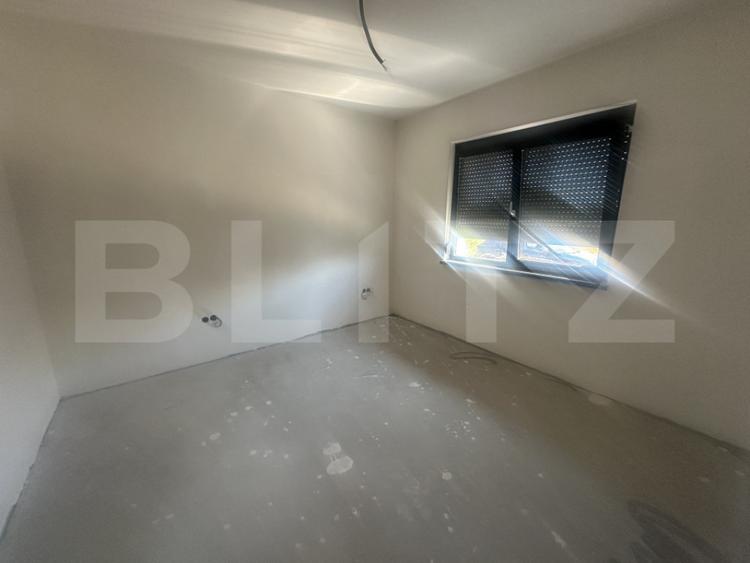 Casă cu 4 camere cu Teren 350 Mp în Odoreu