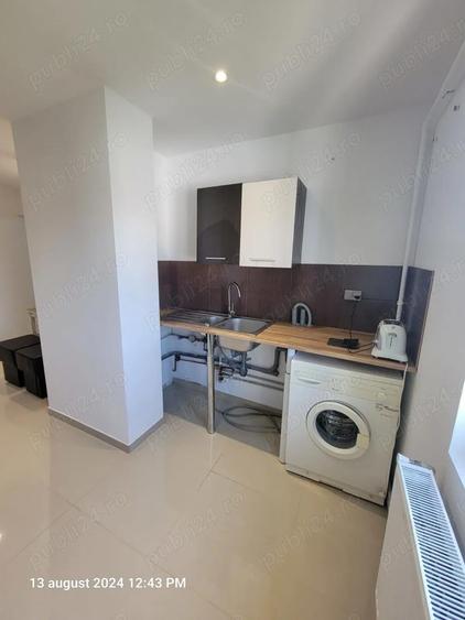 Apartament cu 2 camere decomandat în Micro 3