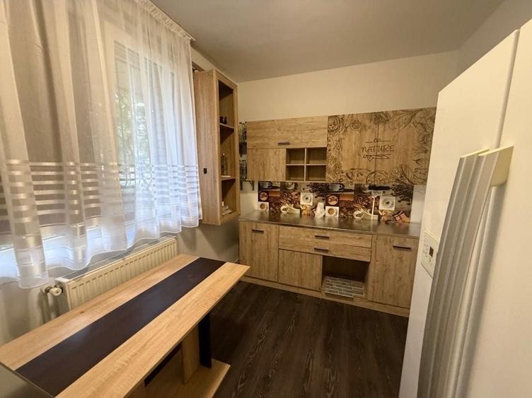 Vand apartament doua camere str George Cosbuc parter - 8