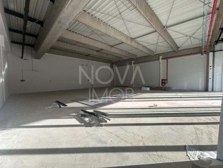 Spațiu comercial, de 100 mp, în Central
