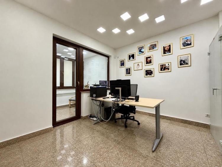 2 camere  Central  Renovat complet  Garaj + Boxă  Centrala+incalzire pardoseala - 2